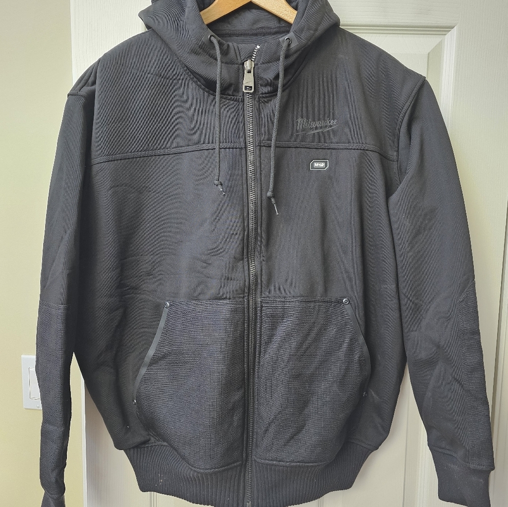 New Milwaukee heated zippered hoodie